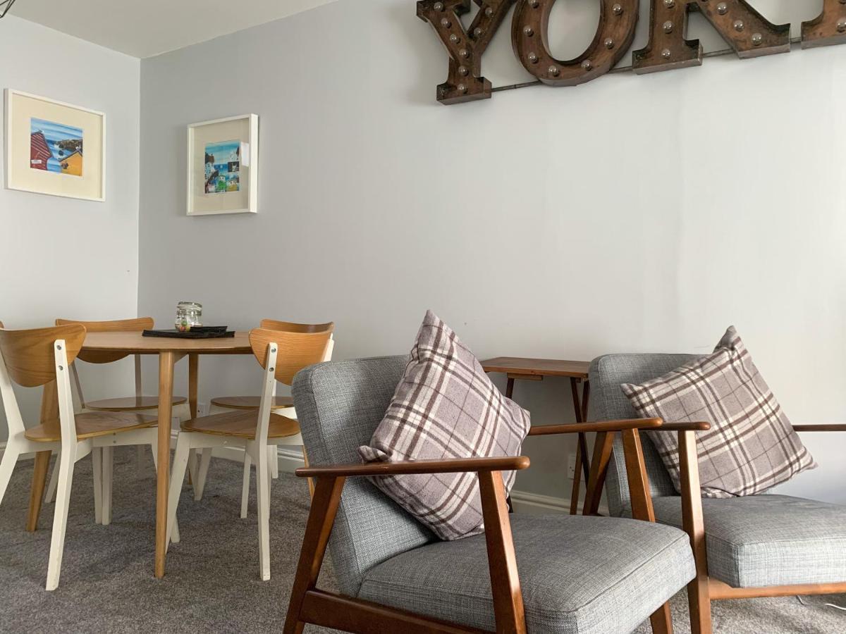 Stay In The Heart Of York At The Hampden - Free Parking - York Holiday Home ภายนอก รูปภาพ