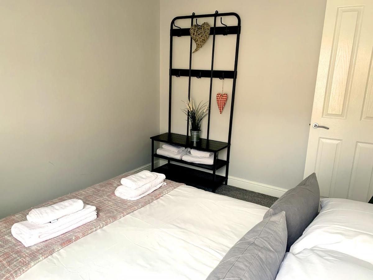 Stay In The Heart Of York At The Hampden - Free Parking - York Holiday Home ภายนอก รูปภาพ