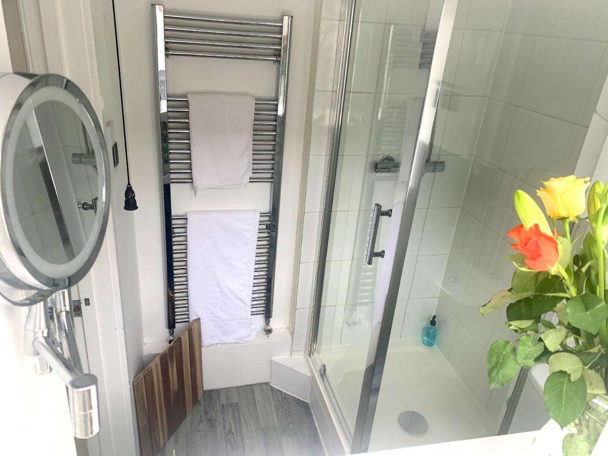 Stay In The Heart Of York At The Hampden - Free Parking - York Holiday Home ภายนอก รูปภาพ