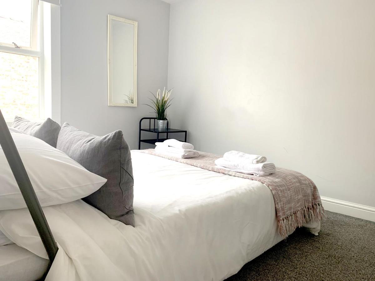 Stay In The Heart Of York At The Hampden - Free Parking - York Holiday Home ภายนอก รูปภาพ