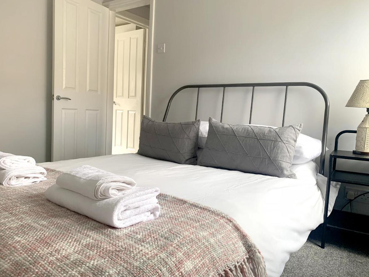 Stay In The Heart Of York At The Hampden - Free Parking - York Holiday Home ภายนอก รูปภาพ